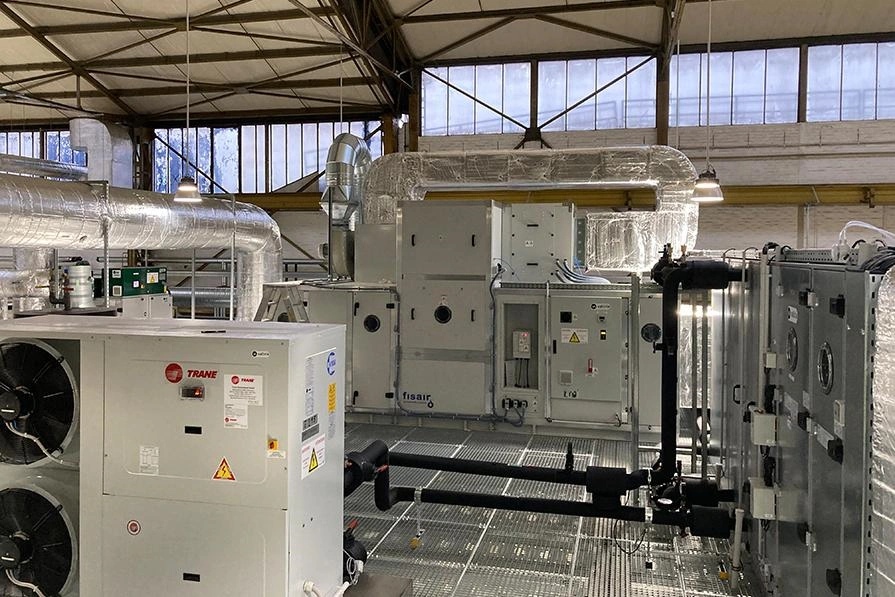 automotive-manufacturing-cleanroom-hvac-system.webp automotive-manufacturing-cleanroom-hvac-system.webp