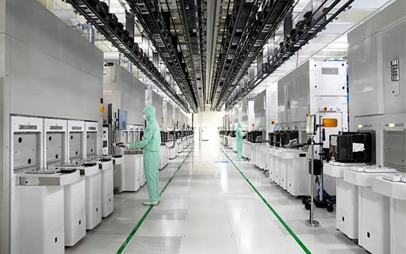 semiconductor-cleanroom-high-grade-hepa-filter.webp